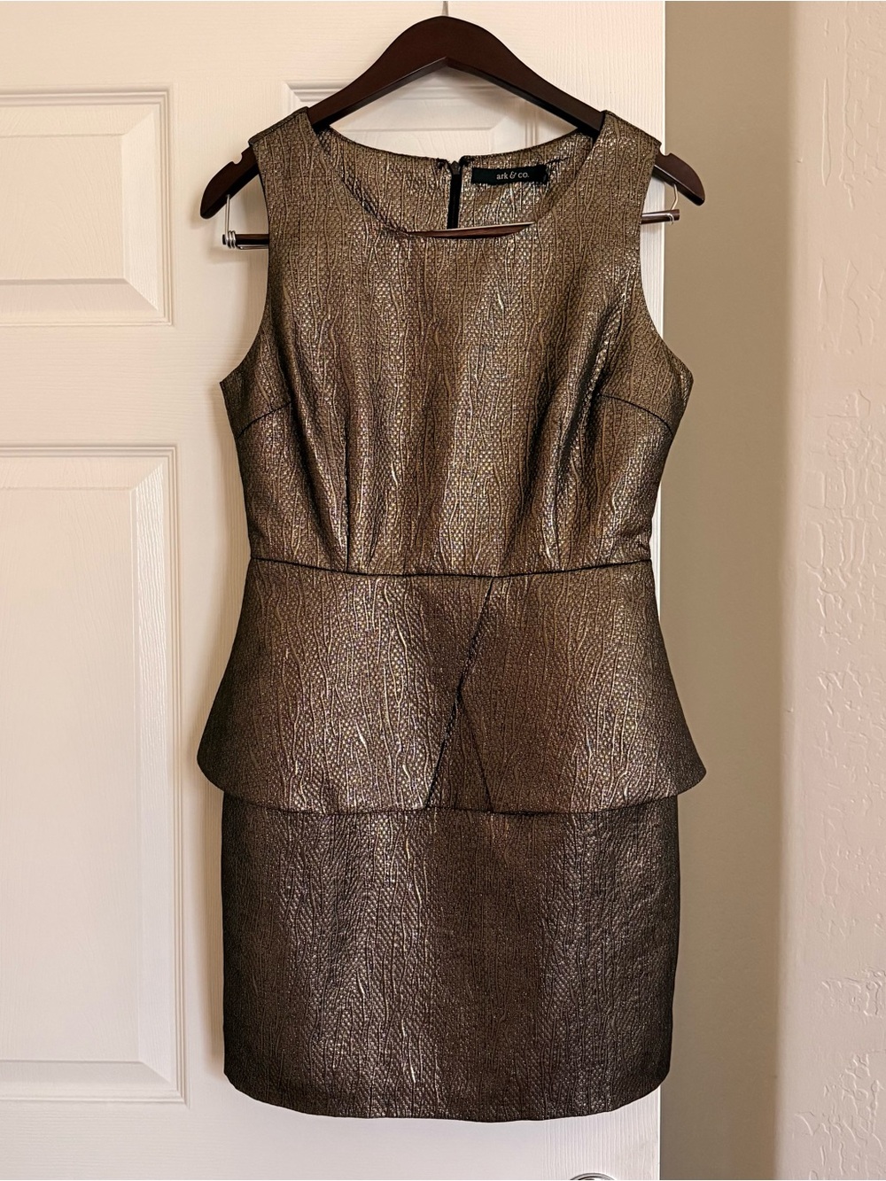 Ark & Co Bronze Metallic Peplum Cocktail Dress Size M Nasty Gal Vintage NWT